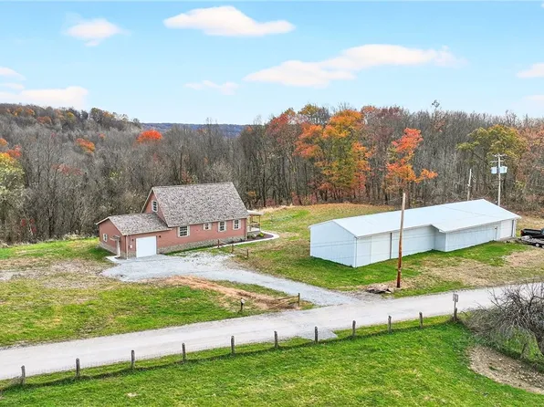 867 Layton Road & 524 Saw Mill Rd, Dawson, PA 15428