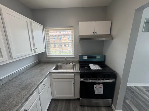 2166 Cameron Ave APT 3, Cincinnati, OH 45212
