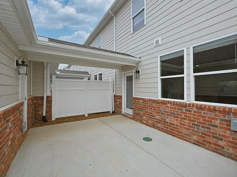 2900 Suzanne Landon Dr #E2 — Photo 41