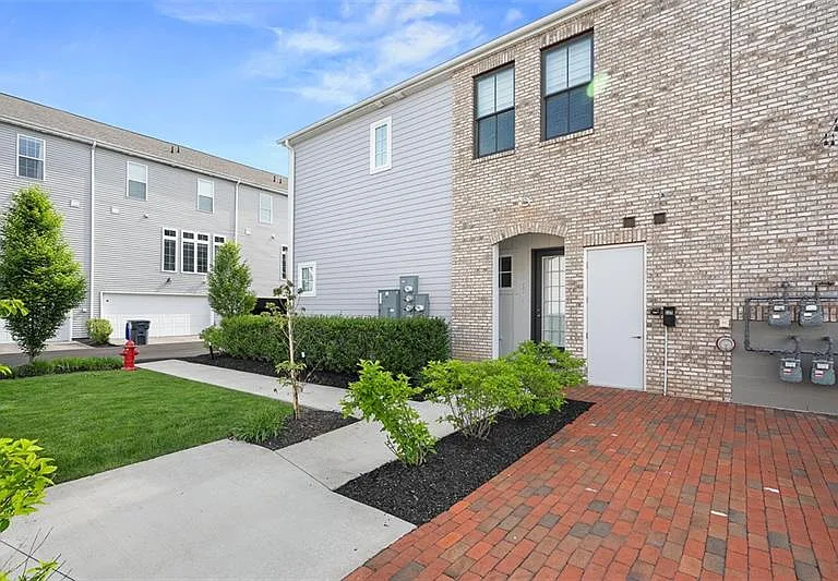 303 Tillary Ln #201 — Photo 21