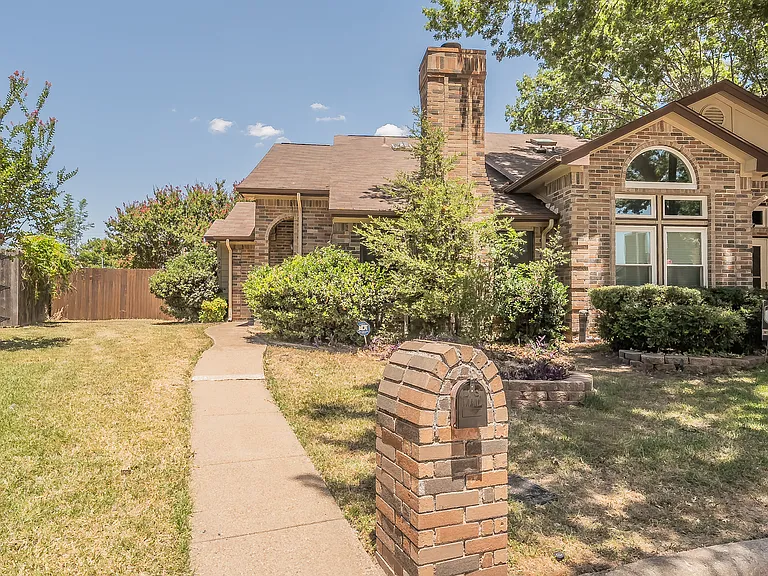 6402 Valleybrooke Ct — Photo 38