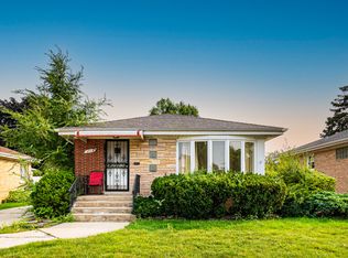 6927 W Howard St, Niles, IL 60714