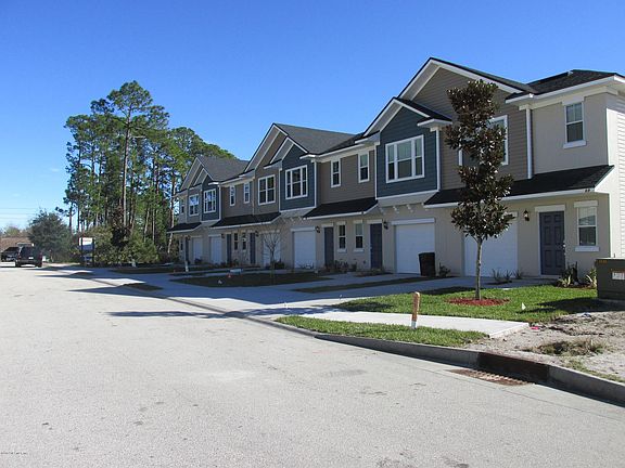 3rd image of 290 MOULTRIE VILLAGE