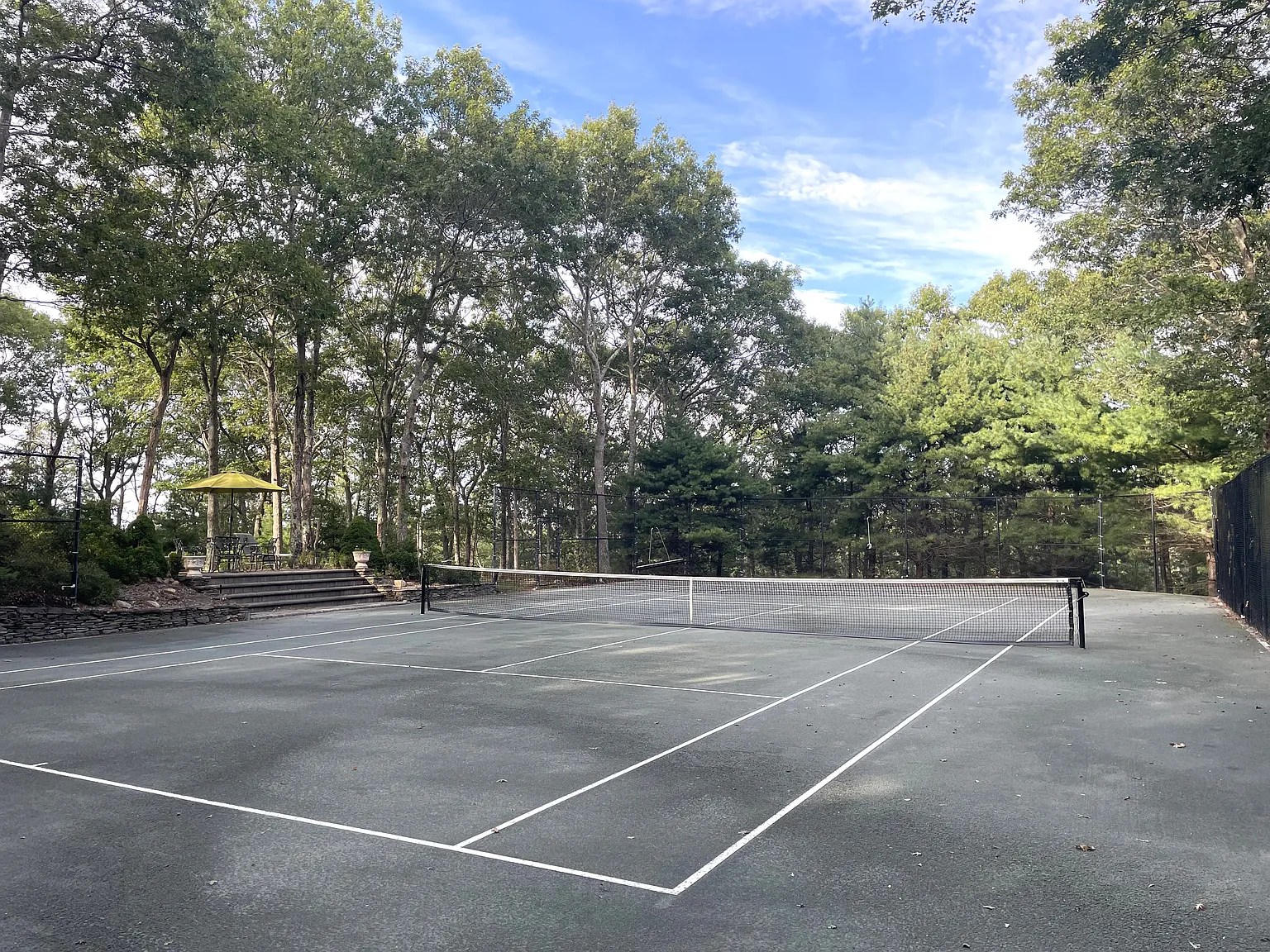 East Hampton With Tennis & Pool — Photo 2