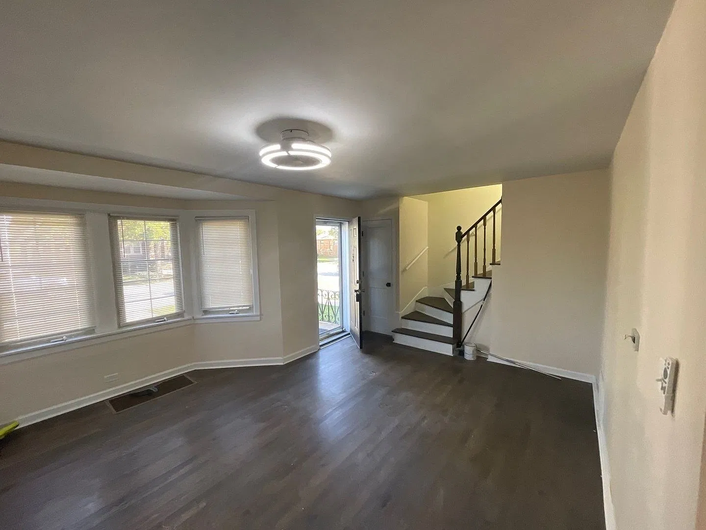 Charming 3BR House in Chicago — Photo 2