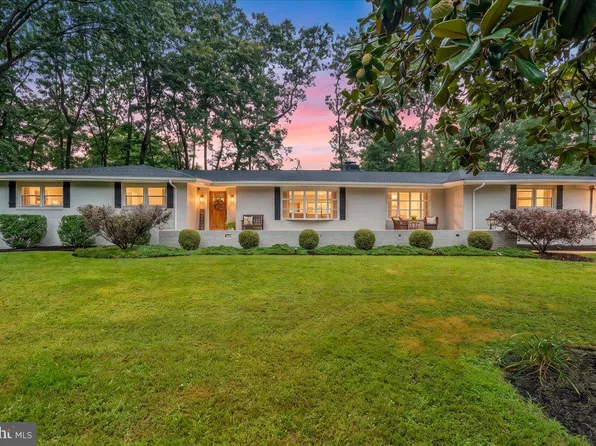 101 Arthur Ave, Chesilhurst, NJ 08089