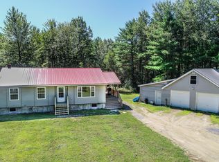 894 Northern Ave, Farmingdale, ME 04344