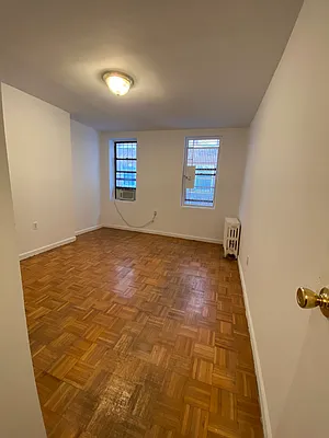 Rented by Peter R. Hungerford, LREB | media 12