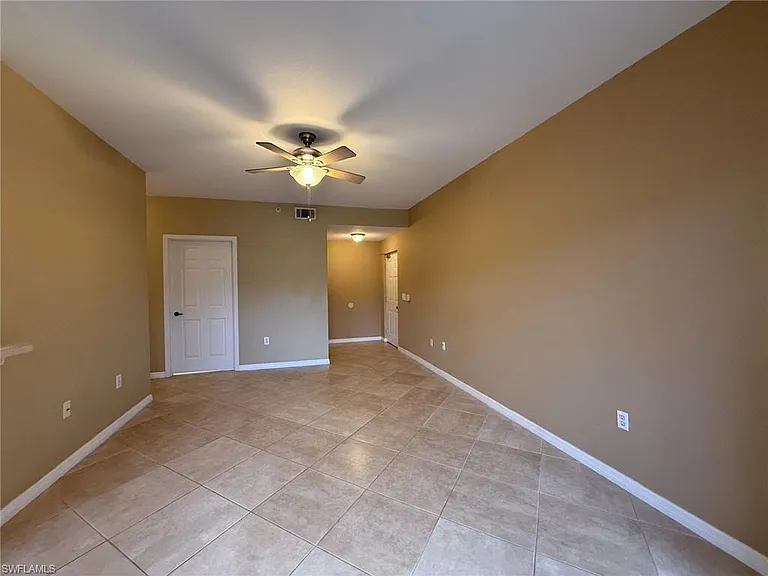 7945 Preserve Cir #523 — Photo 12
