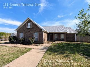151 Garden Terrace Dr, Oxford, MS 38655