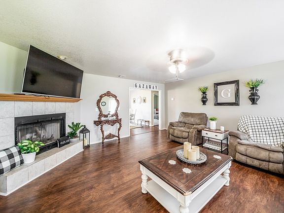 5th image of 5109 E 19th Ave