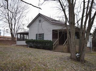 2805 Asbury Rd, Knoxville, TN 37914
