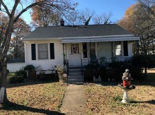 915 Kilby St, Burlington, NC 27215
