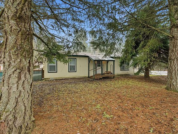 4th image of 148 Sportsman Access Rd