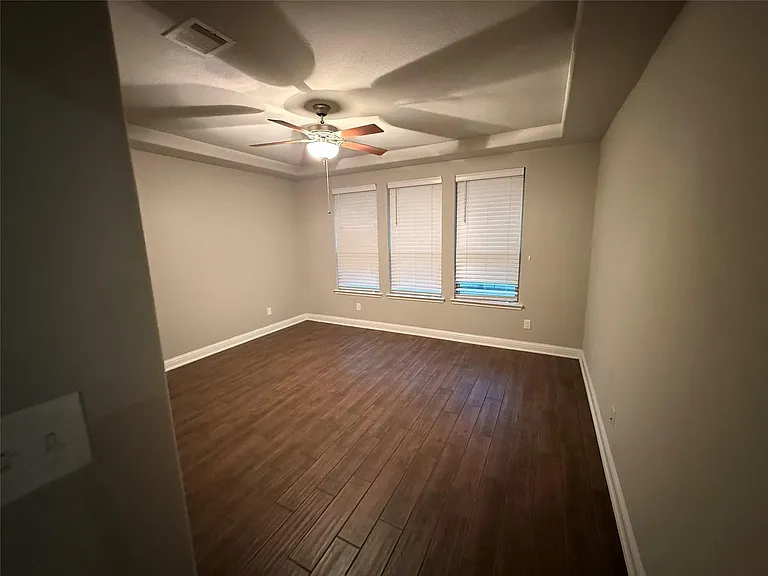 135 Bloomhill Pl — Photo 11