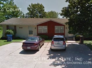 1025 N Aztec Ct, Independence, MO 64056