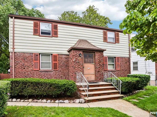 41 Macarthur Ave, Lodi, NJ 07644