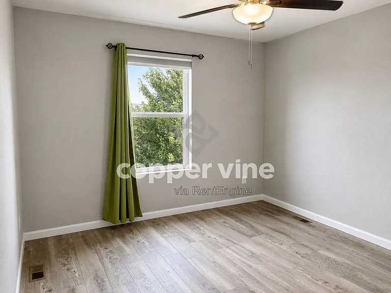 510 W 175th Pl — Photo 17