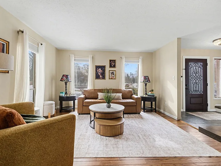 4289 Pinetree Ln — Photo 6