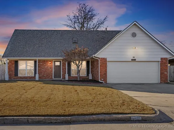 2021 W Louisville St, Broken Arrow, OK 74012