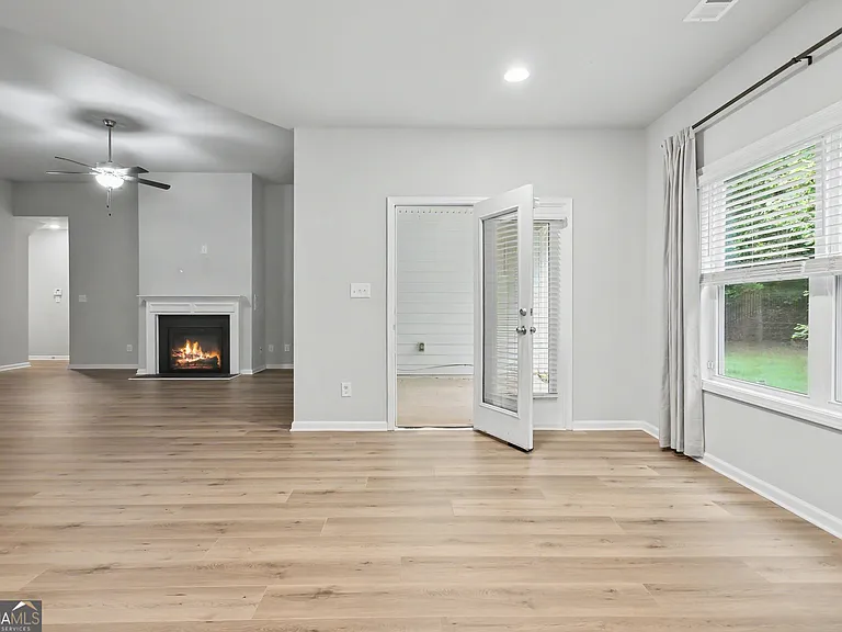 270 Southridge — Photo 17
