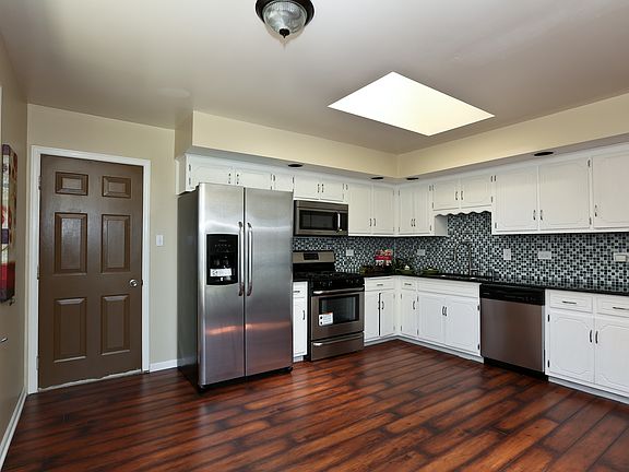 4th image of 1070 Herbert Breclaw Dr