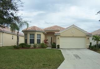 1st image of 605 Aston Lake Ct