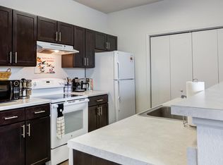 204 Hawkeye Ct APT 216, Iowa City, IA 52246
