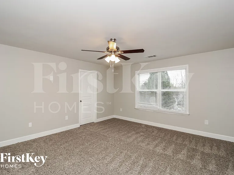 355 Ridgewood Trl — Photo 15