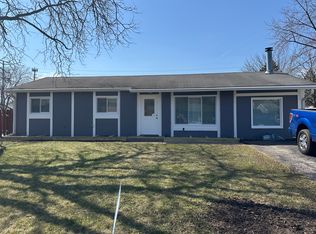 135 Springleaf Dr, Bolingbrook, IL 60440