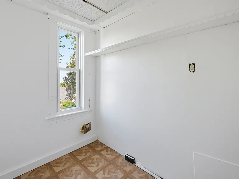 12-12R Granite St #2 — Photo 3