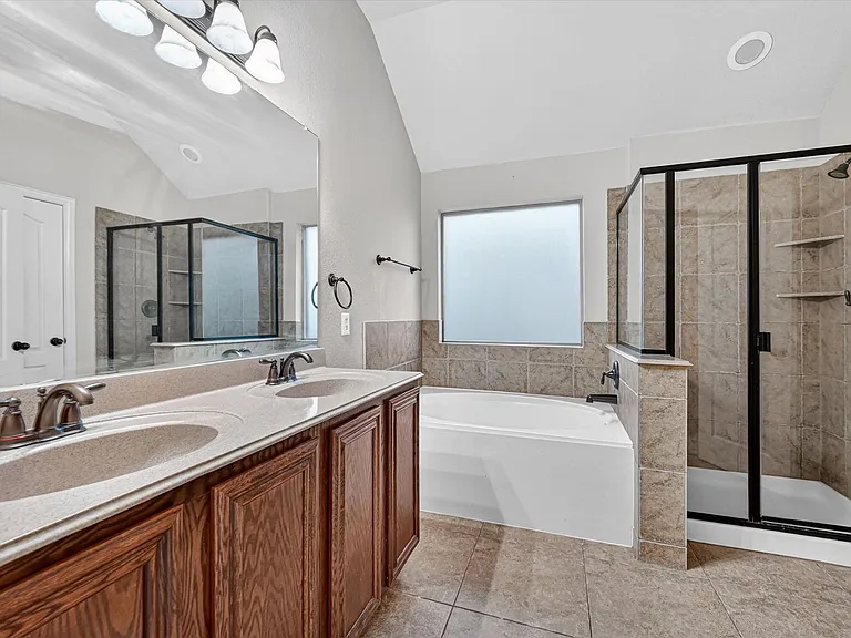8204 Tierra Del Sol Rd — Photo 14