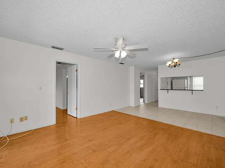 9-web-or-mls-Living Room 3_06032026