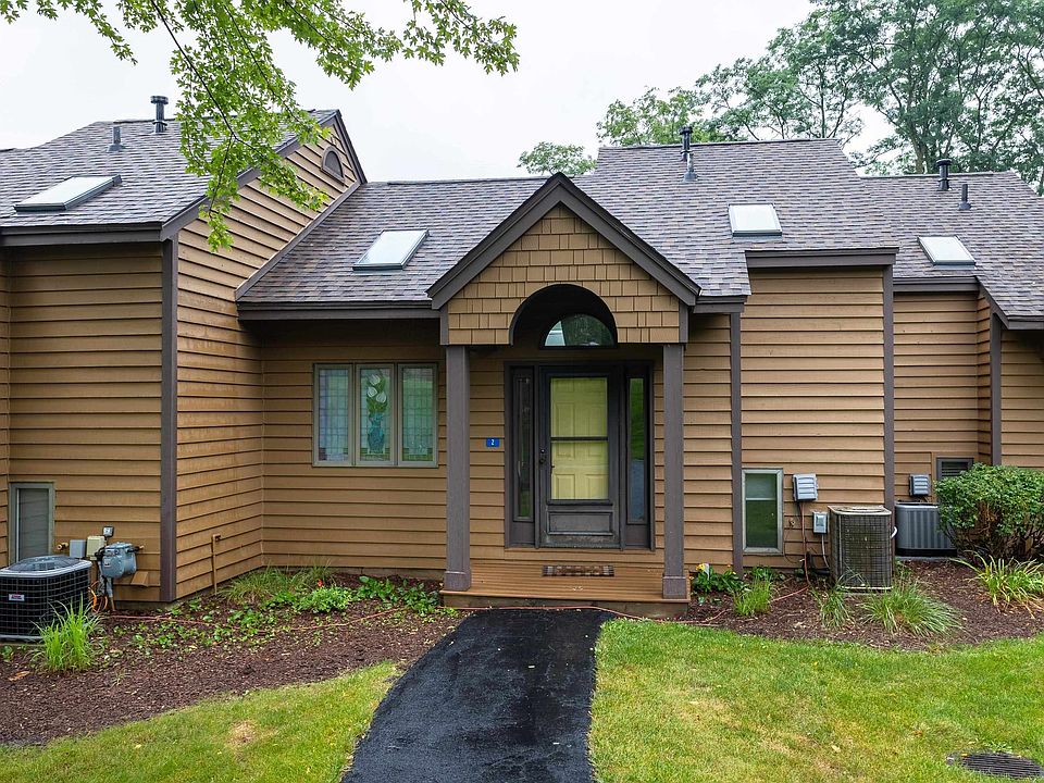 1st image of 2 Creekwood Ln