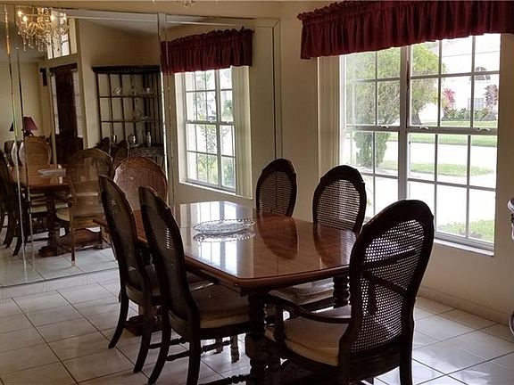 3rd image of 230 Kassik Cir