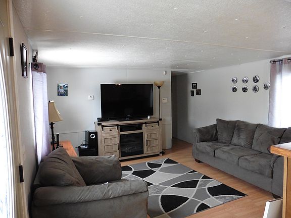 4th image of 211 Pace Dr Unit 46