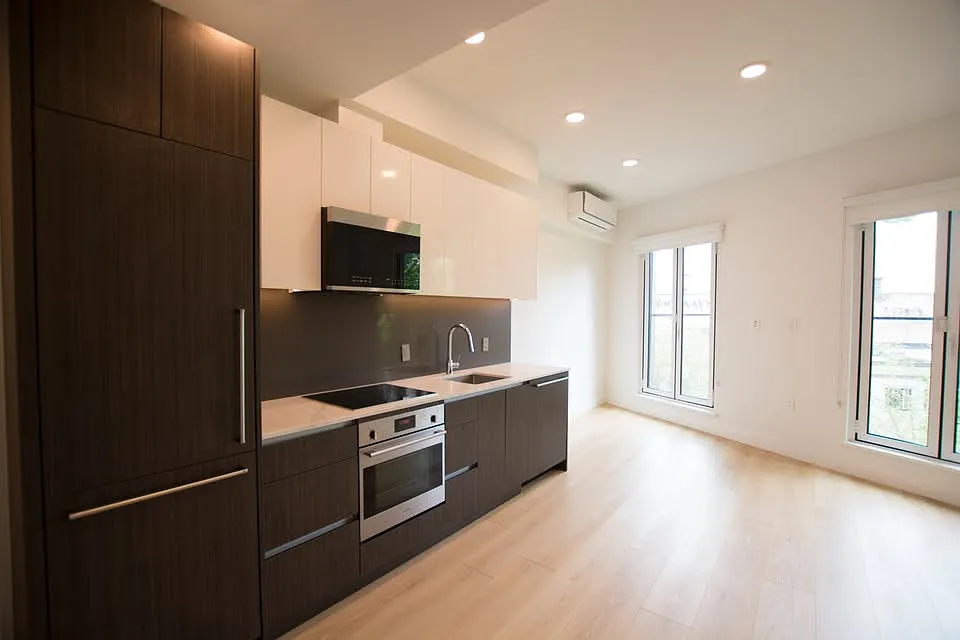 333 Carrall St #407 photo 1