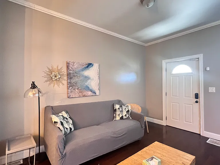2407 N Capitol Ave #1 — Photo 4