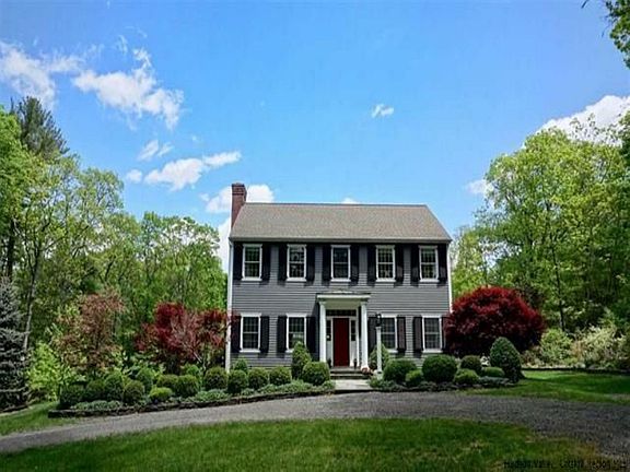 2nd image of 54 Victoria Ln