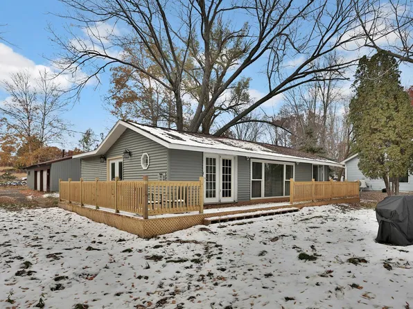 29579 Dahlia St NW, Isanti, MN 55040