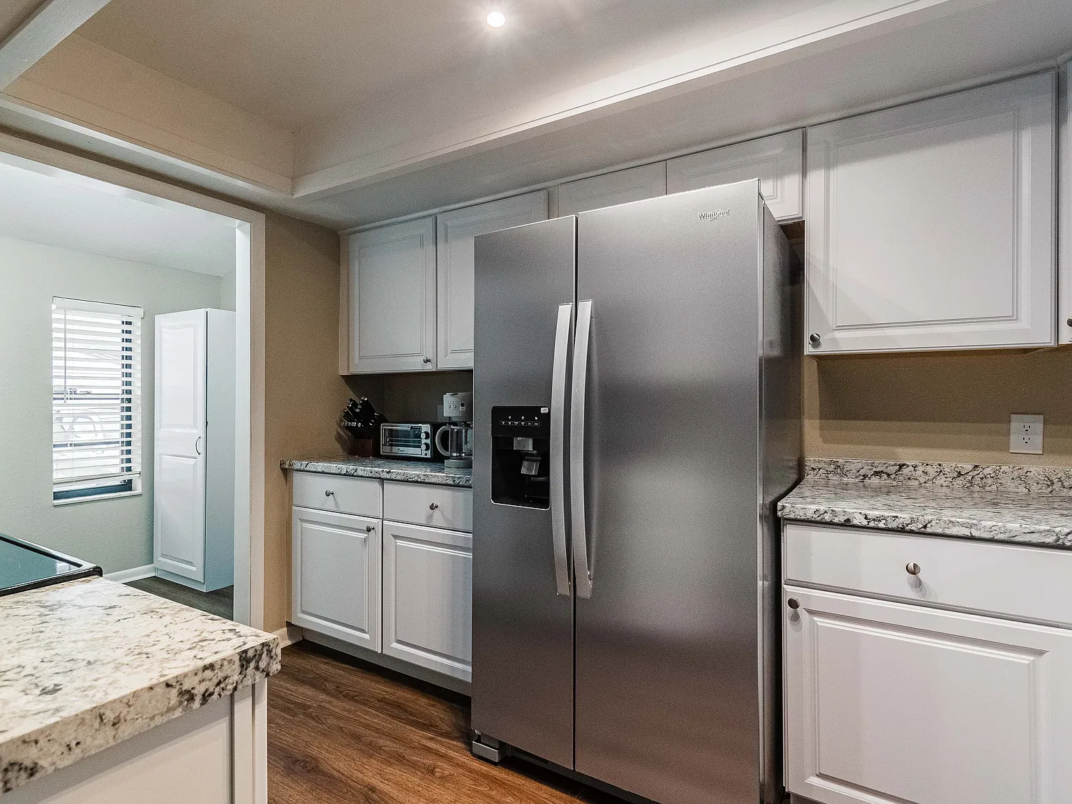 2 bed, 1310 sqft, $2,000 — Photo 4