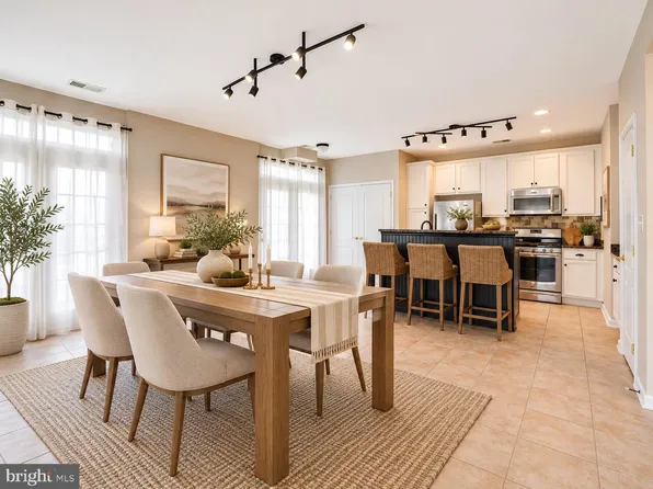 7168 Little Thames Dr, Gainesville, VA 20155
