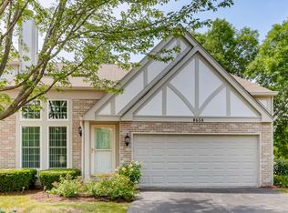 4658 N Sapphire Dr, Hoffman Estates, IL 60192