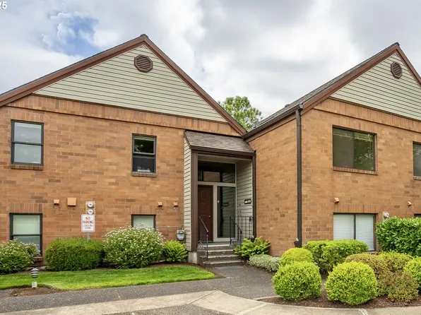 11992 SW Royalty Ct APT 16, King City, OR 97224