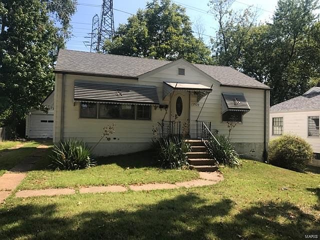 1st image of 7529 Haywood Dr