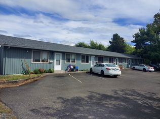 200 8th St #1, Lynden, WA 98264