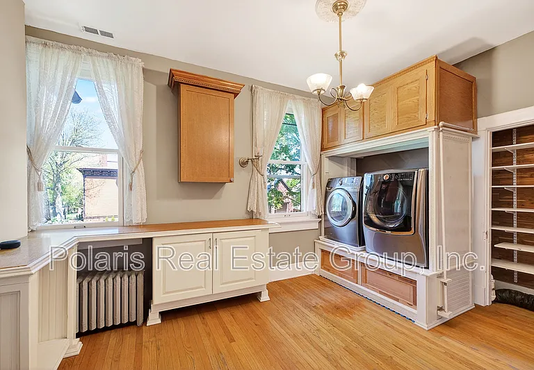 1507 Broadway St — Photo 30