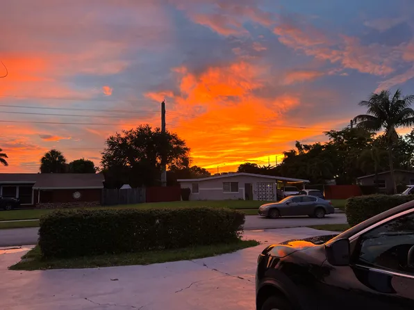 101 SW 64th Ave, Pembroke Pines, FL 33023