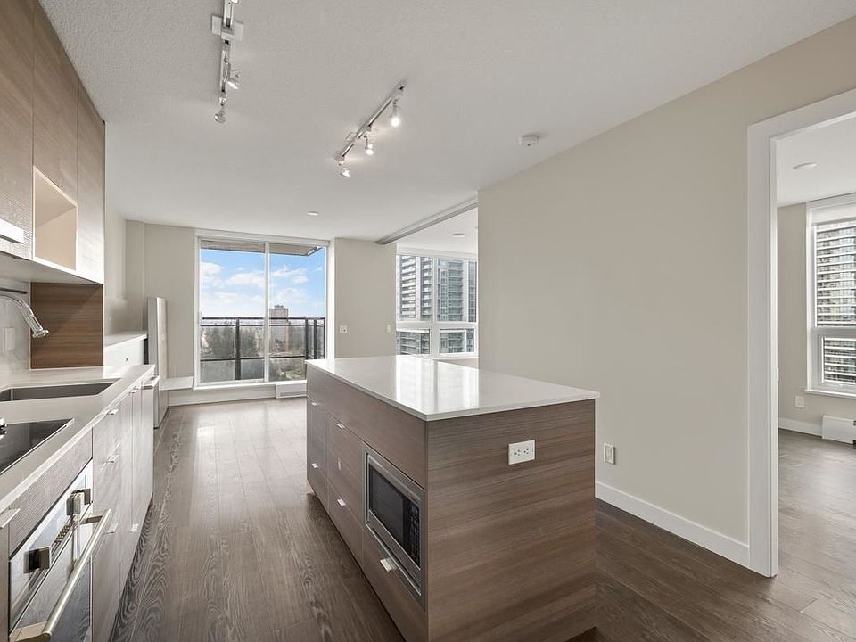 1st image of 13398 104th Ave #2202
