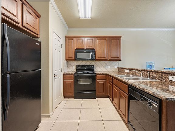 5th image of 117 Forest Dr